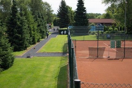 Der Weg zwischen den Plätzen